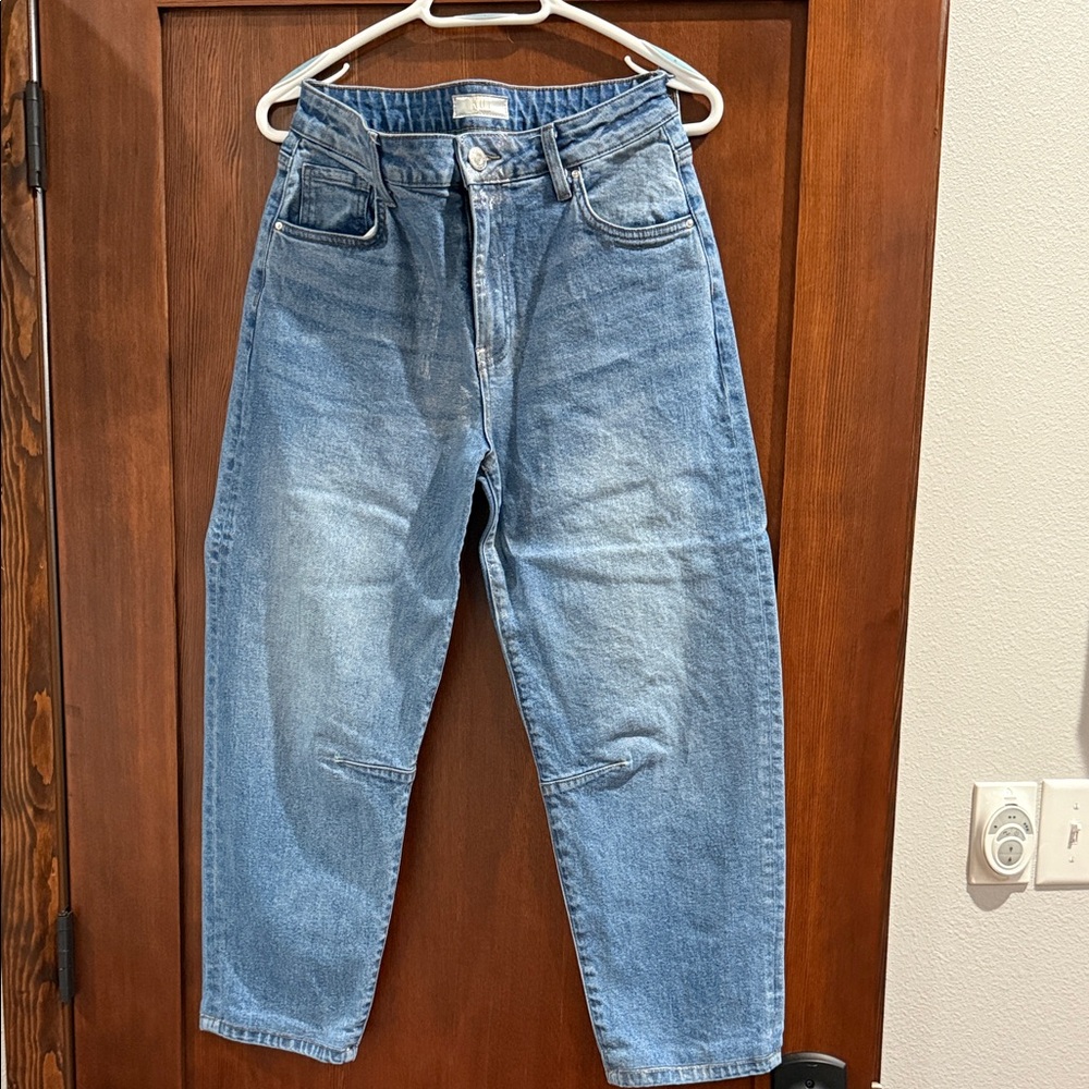 Kut from the Kloth Light Wash Blue Ankle Jeans